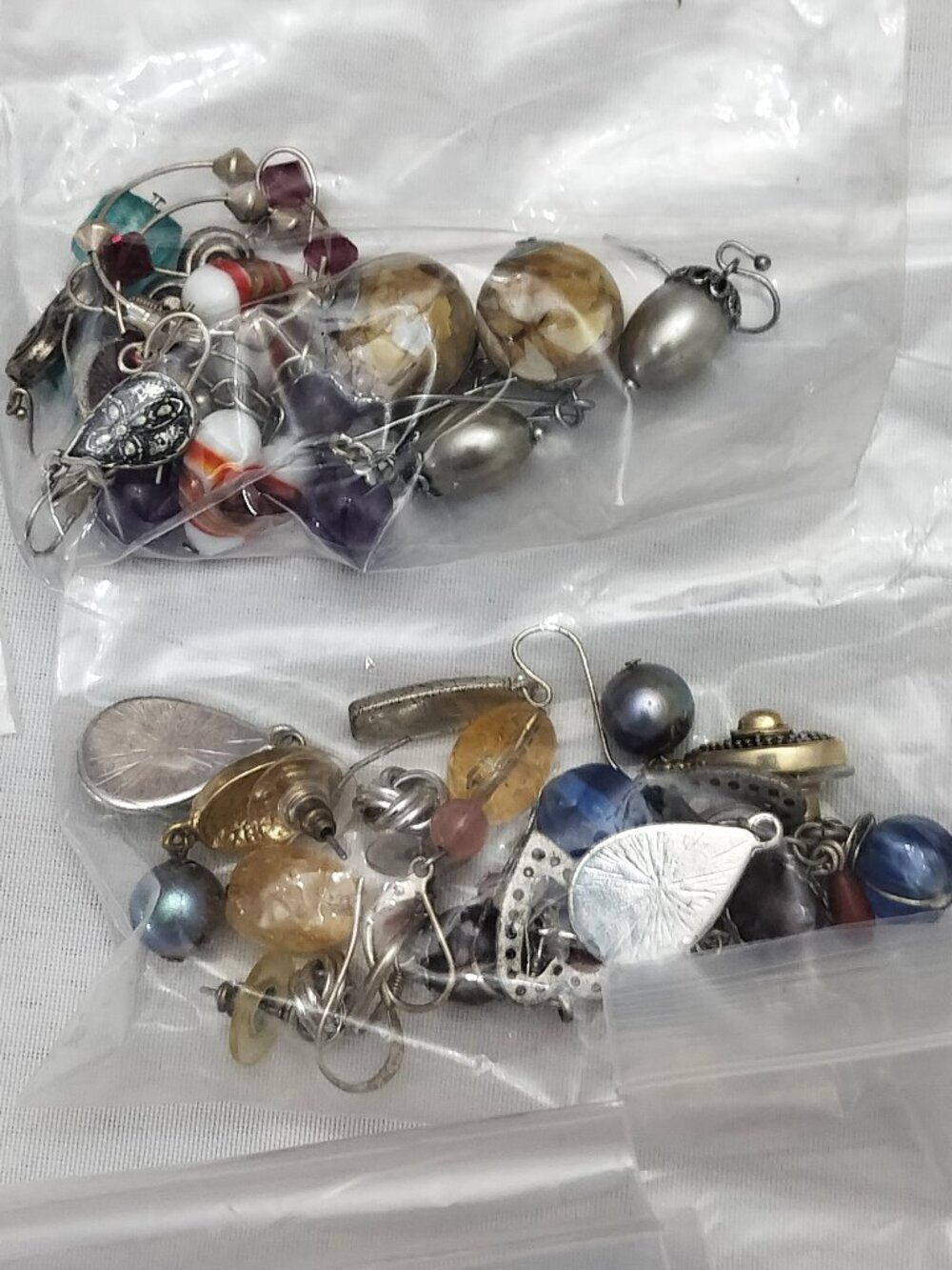 Wearable JEWELRY Lot Mixed Bag Bundle Necklaces Earrings Bracelets Silver Gold - Picture 3 of 8